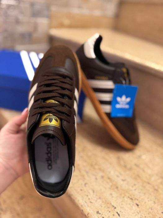 Уникални маратонки Adidas Samba