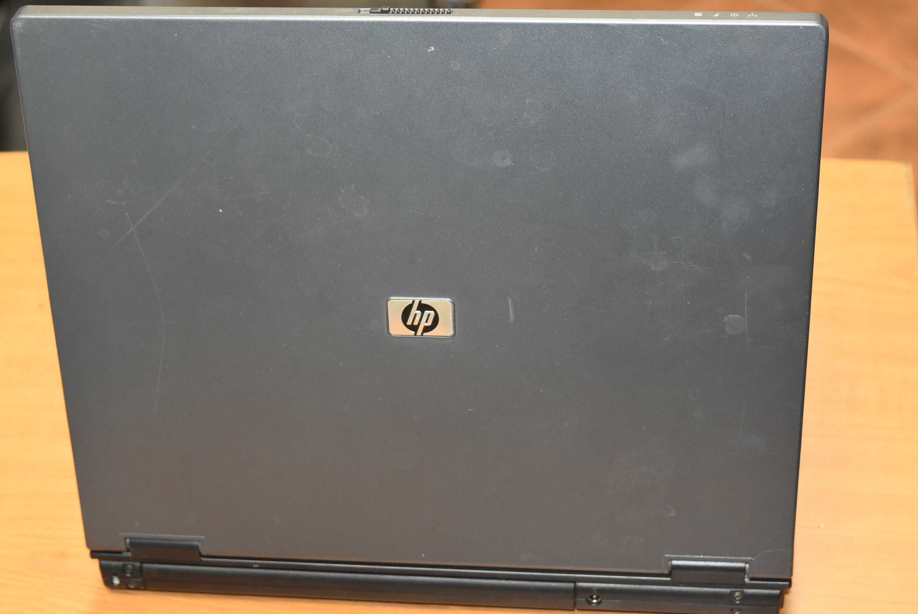 лаптоп Compaq NX6110 - работещ в перфектно състояние