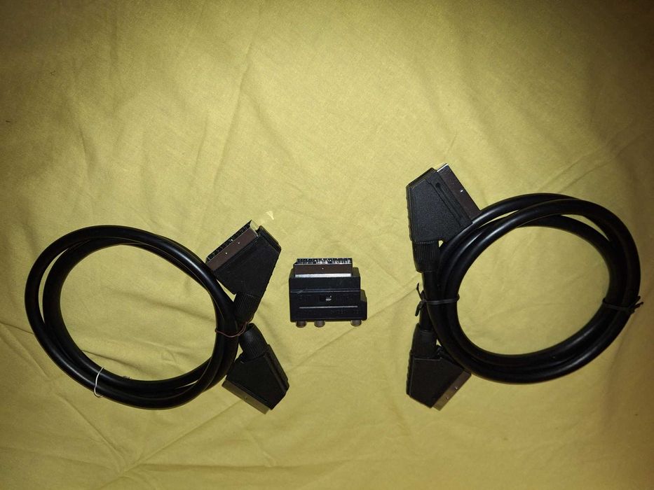 Set  cabluri euroscart si mufa adaptor euroscart RCA si Svideo