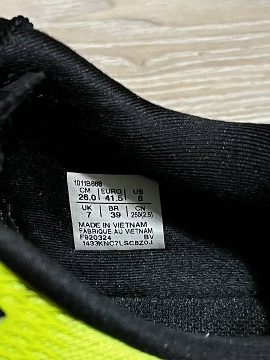 Asics Fujispeed 3 р-р 41,5 , 7 uk, 26 см.