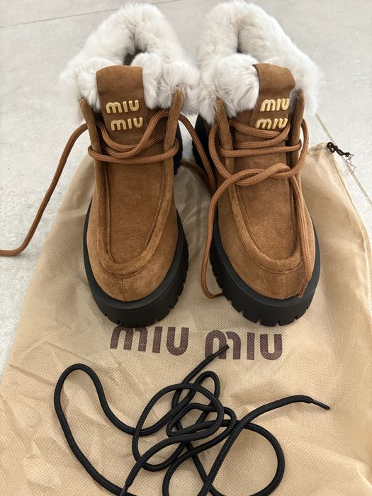 Велурени боти Miu Miu