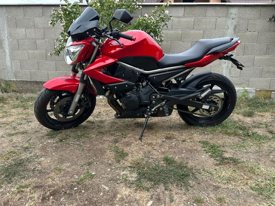 De vanzare Motocicleta  Yamaha XJ6N