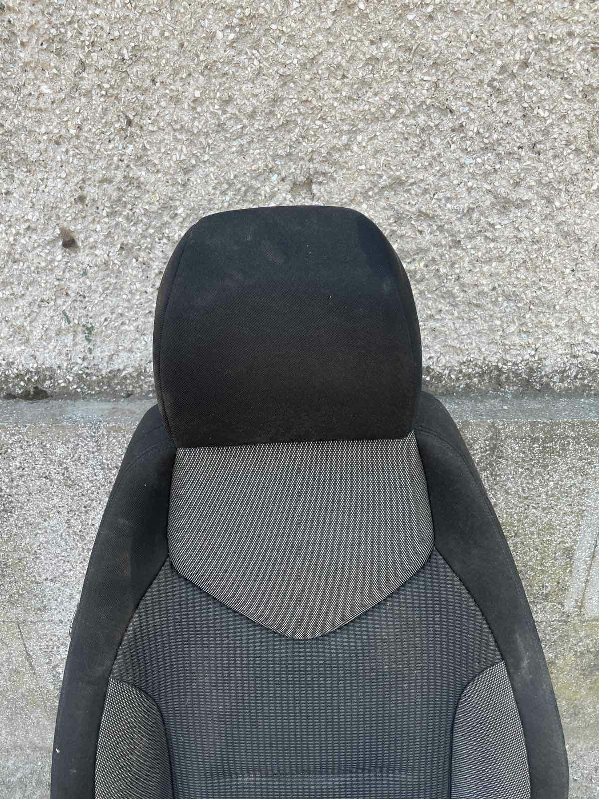 Седалка за Пежо 308 Peugeot
