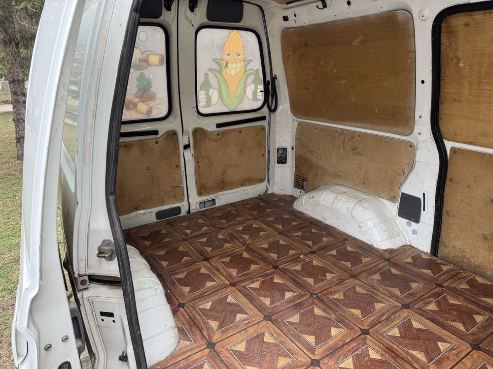 Nisan vanette 2.4 dizel