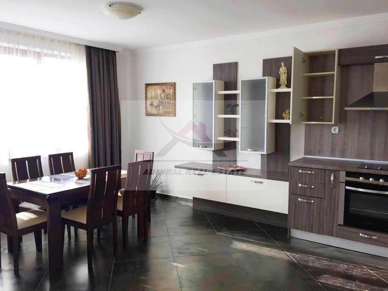 Дава се под наем Тристаен апартамент в Варна, Бриз - 150 кв.м за 1000 € - Снимка #1