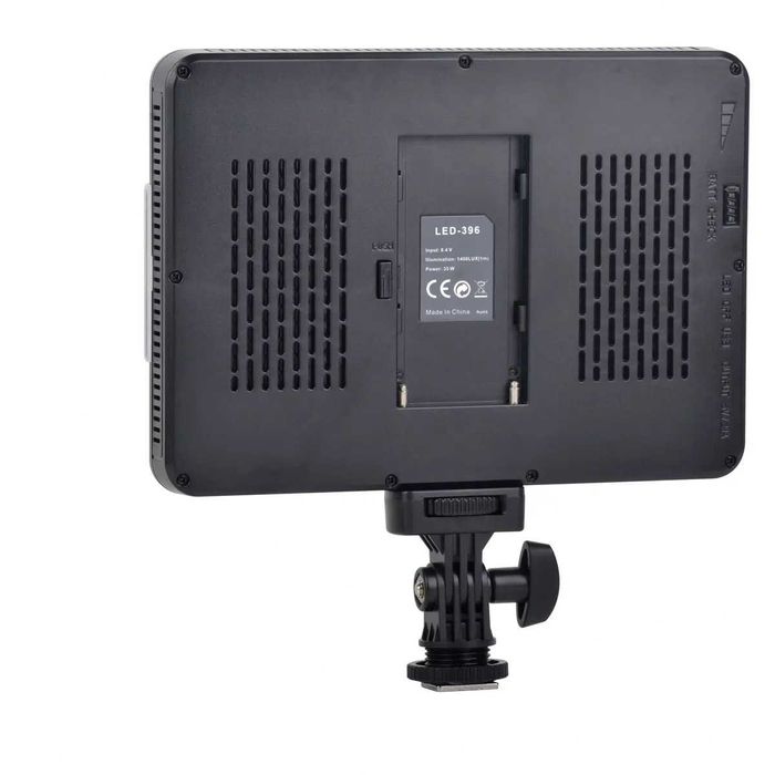 LED-320 Lampa foto video LED cu 2 filtre 3200-5600K, 28W