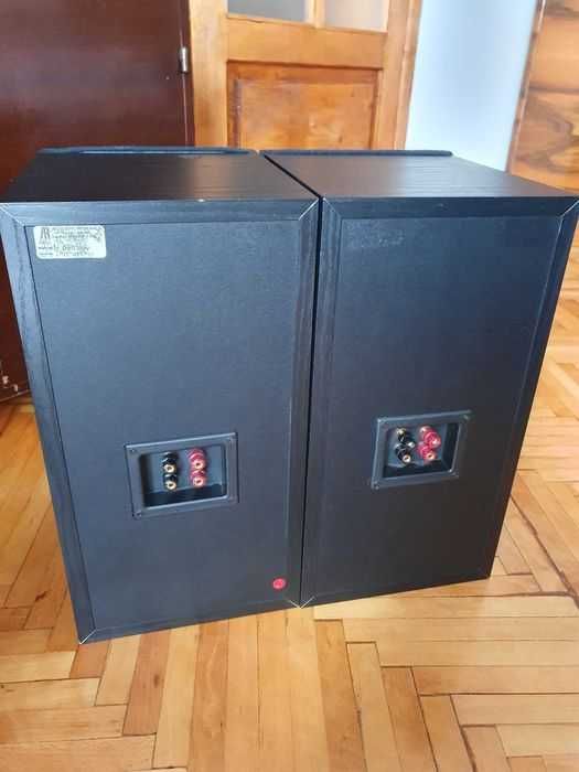 AV acoustic research 152 Spirit USA/UK