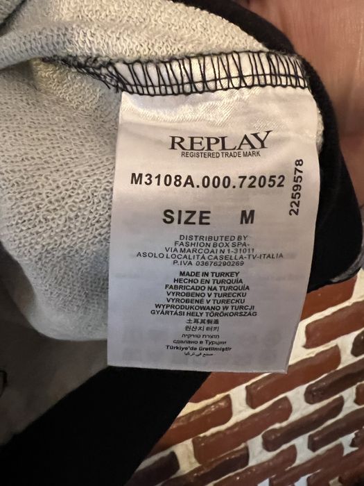 Vând hanorac REPLAY