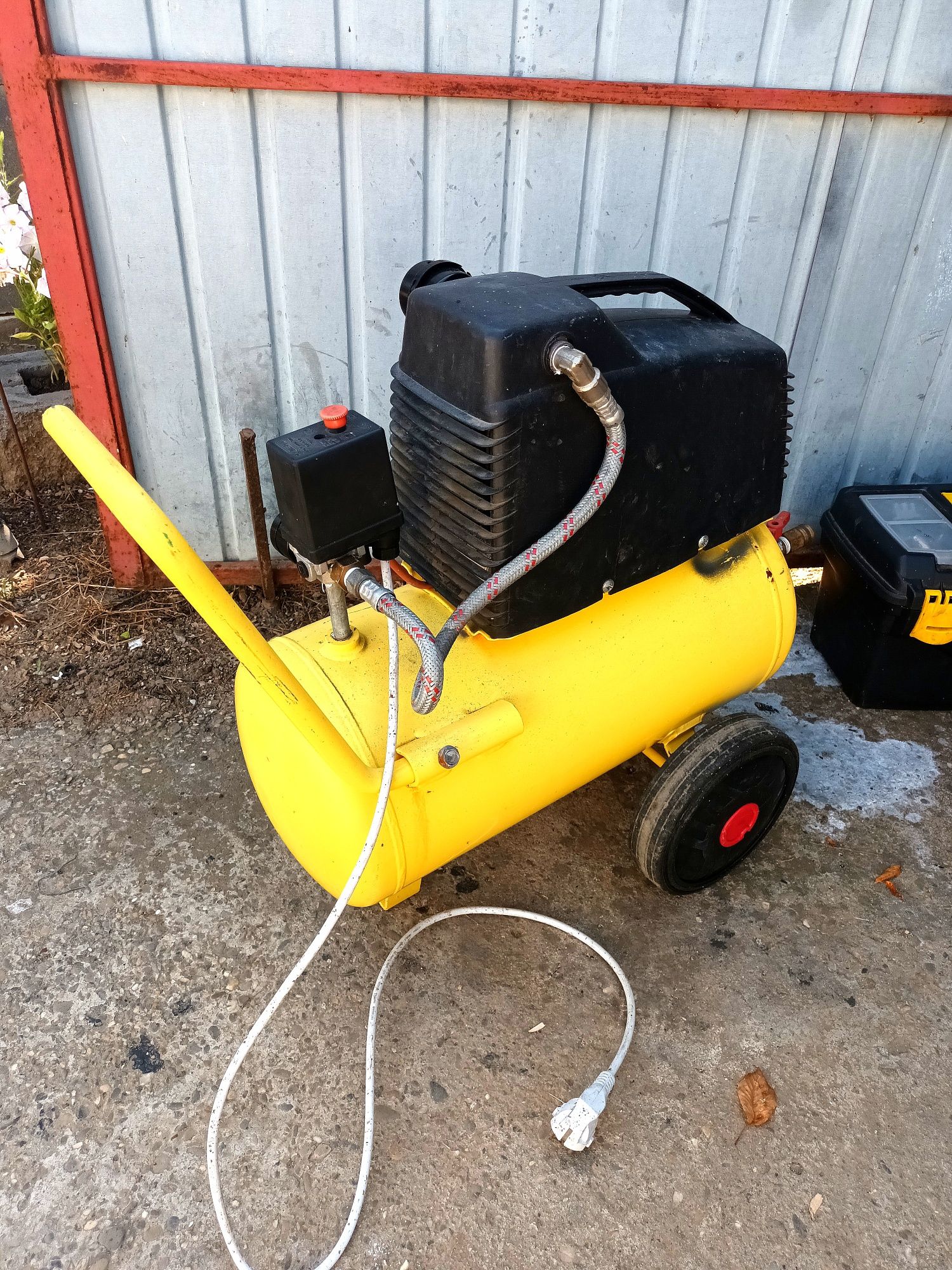 Compresor aer 25 litri 220v
