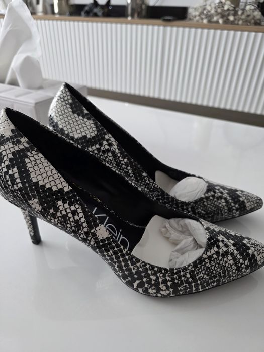 Pantofi Calvin Kline Marimea 40-41