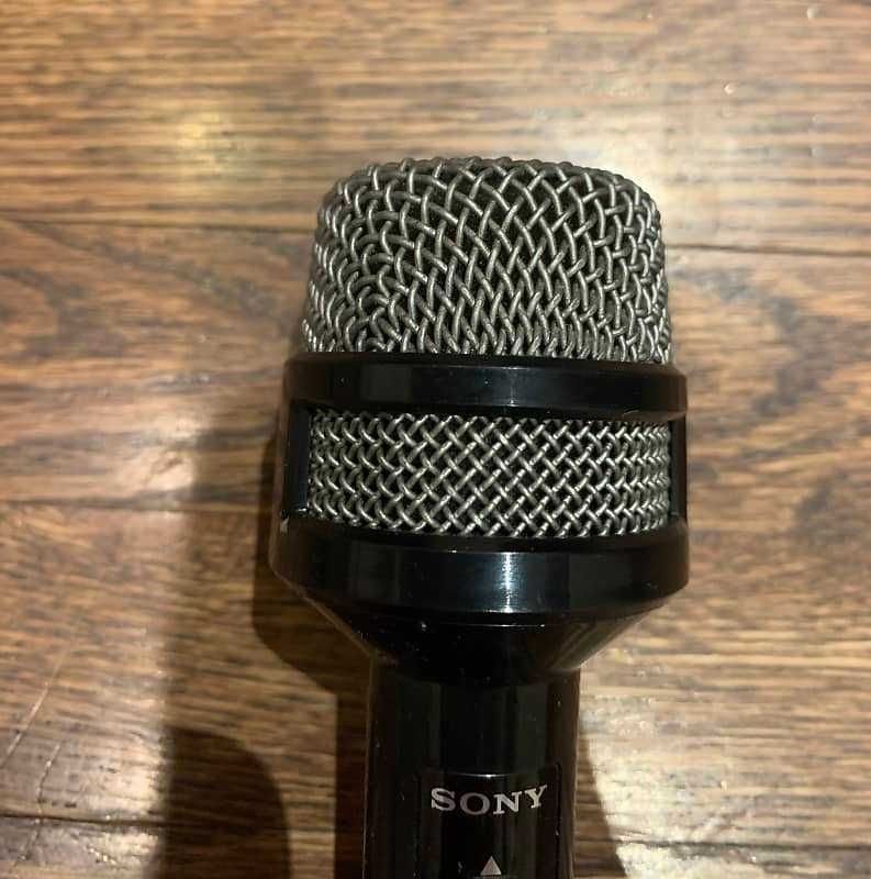 Динамичен винтидж микрофон Sony F-250S new