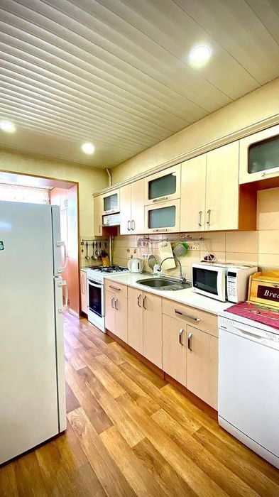 Срочно прадайутса квартера гаспиталка