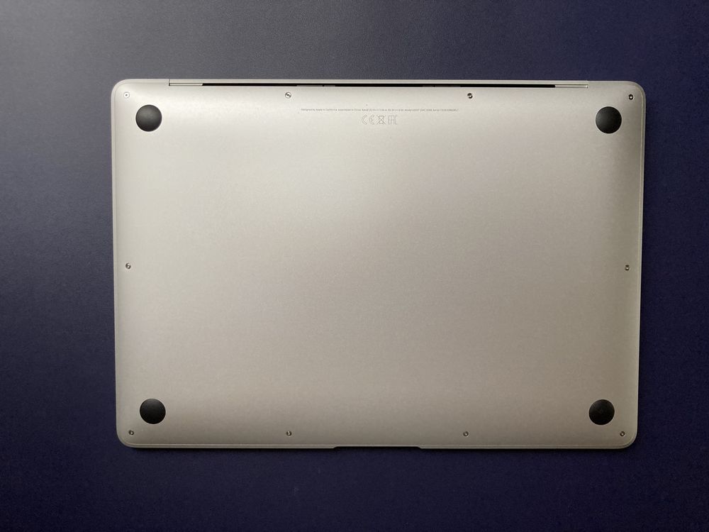 Laptop MacBook M1