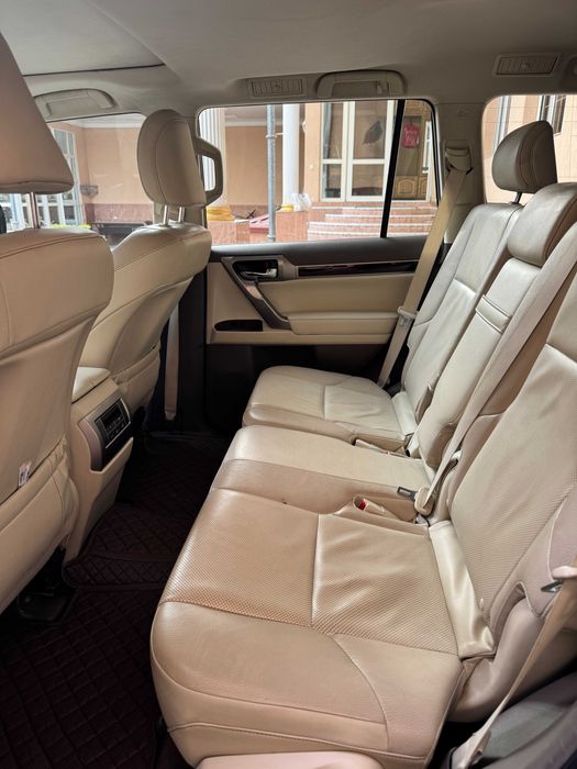 Продается Lexus GX460