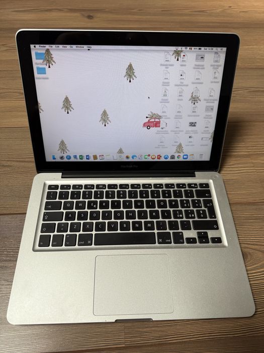 Apple Macbook Pro, mid 2012, IMPECABIL. Cutie originala inclusa