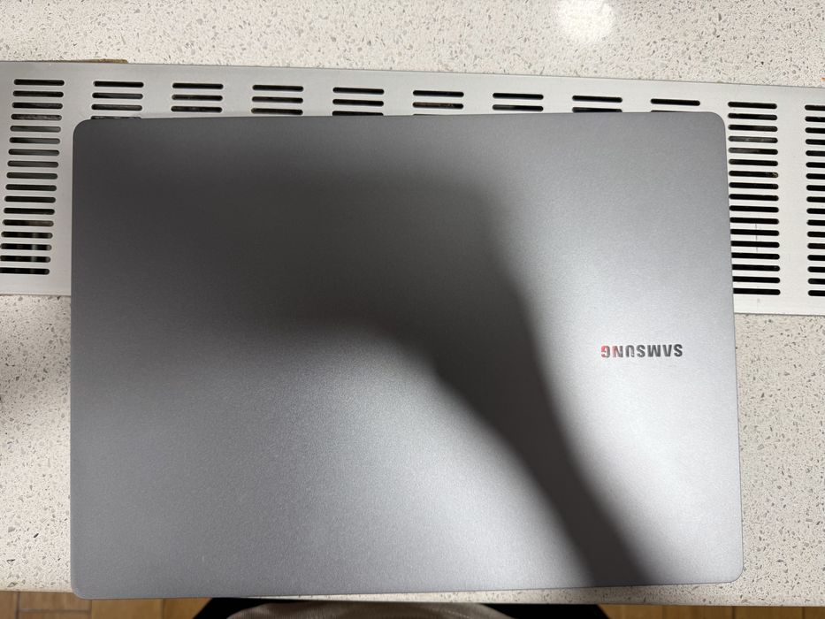 Laptop Samsung Galaxy Notebook 4 Pro nou
