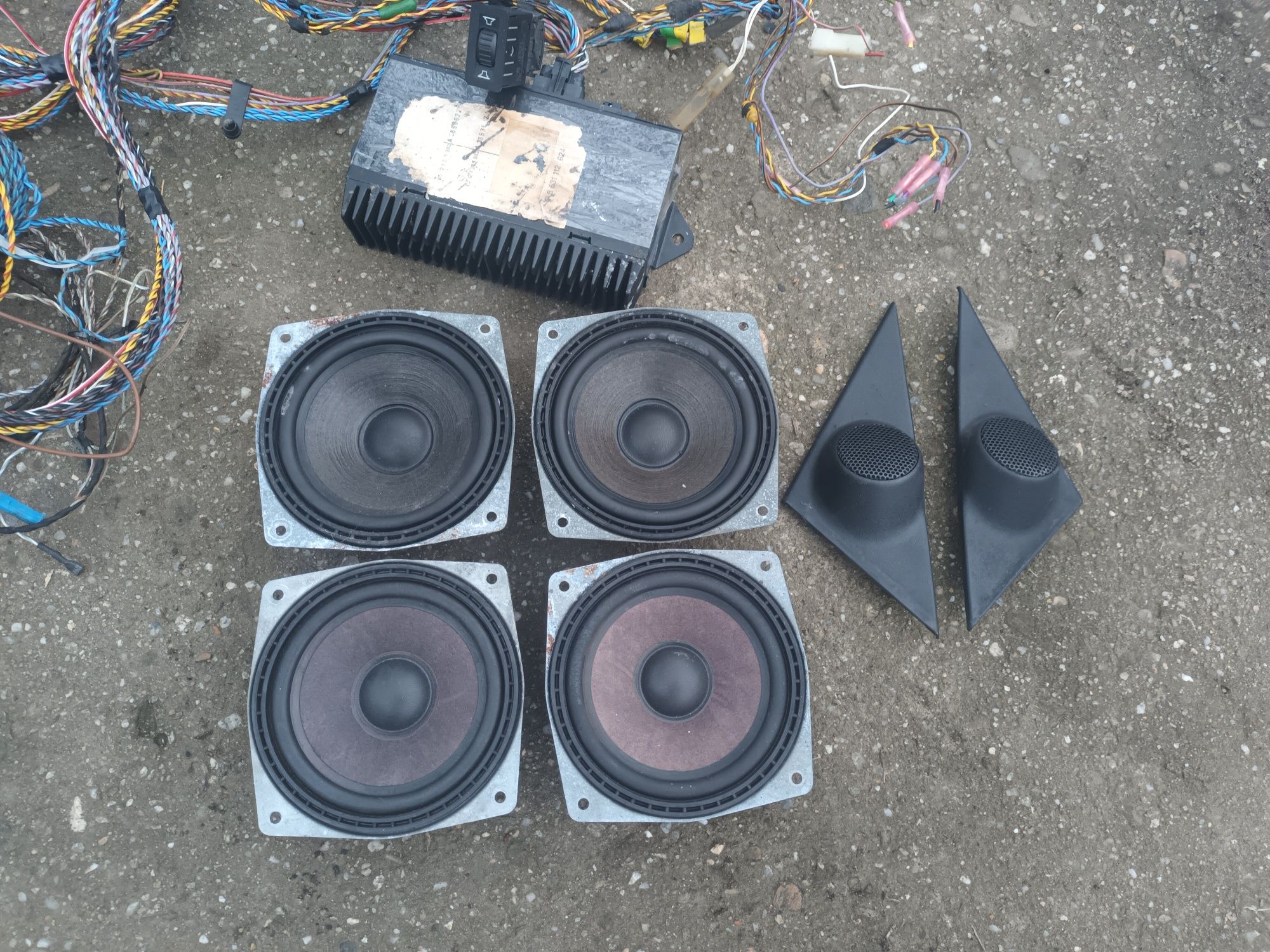 Sound system bmw e30 ursulet