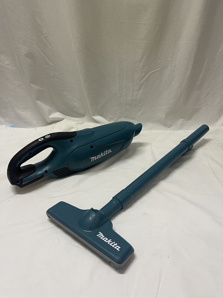 Акумулаторна прахосмукачка Makita