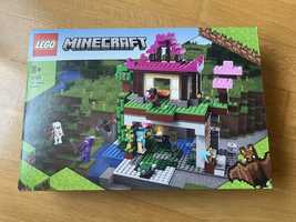 Ново LEGO® Minecraft - Лего Тренировъчна площадка 21183