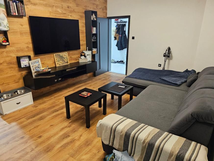 Продава се Тристаен апартамент в София, Красна поляна 1 - 93 кв.м за 2904 €/кв.м - Снимка #2