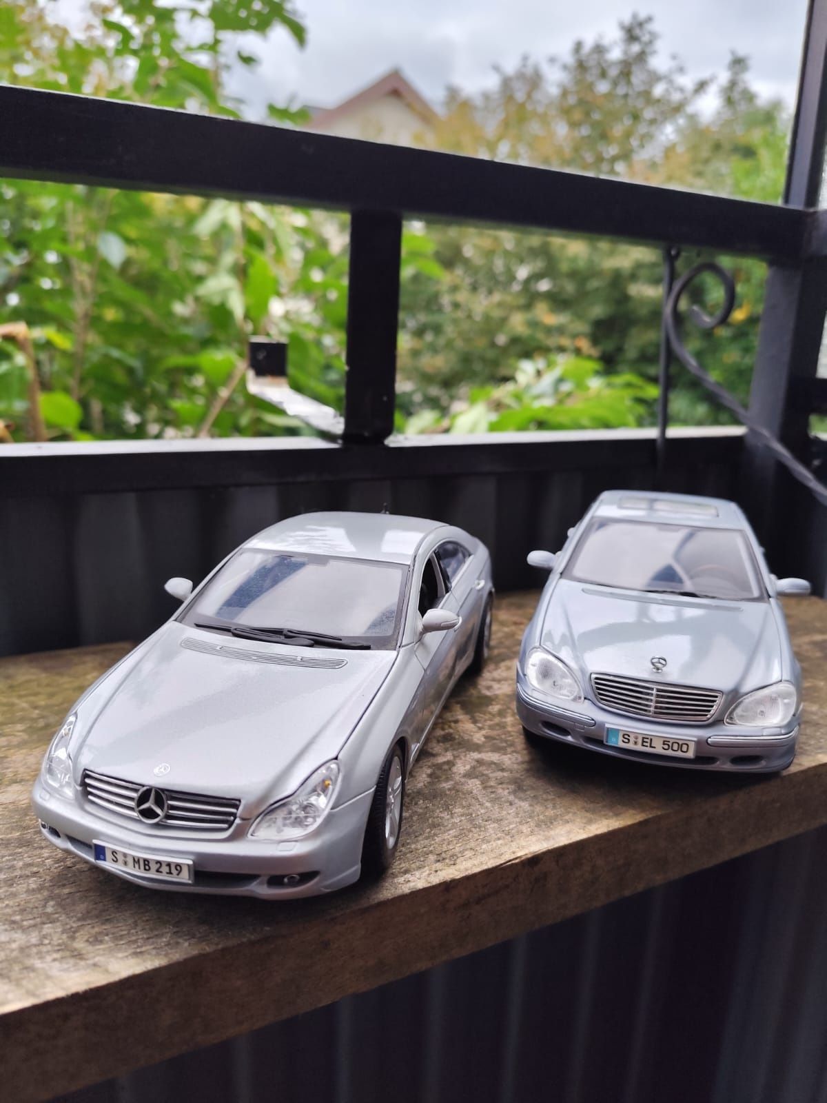 Мерцедес 1:18 Метал