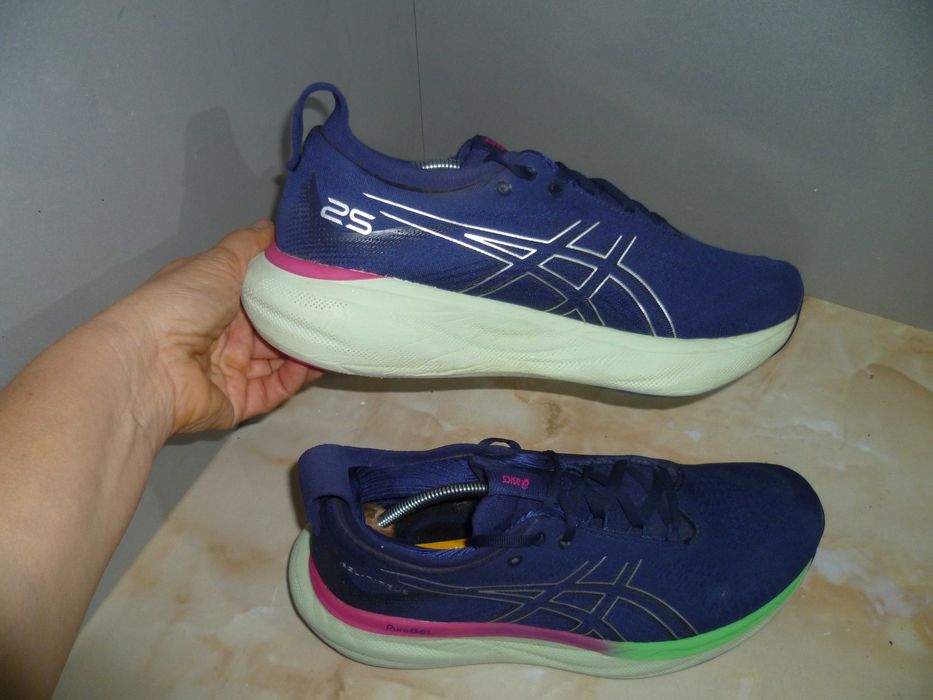 ASICS маратонки №41