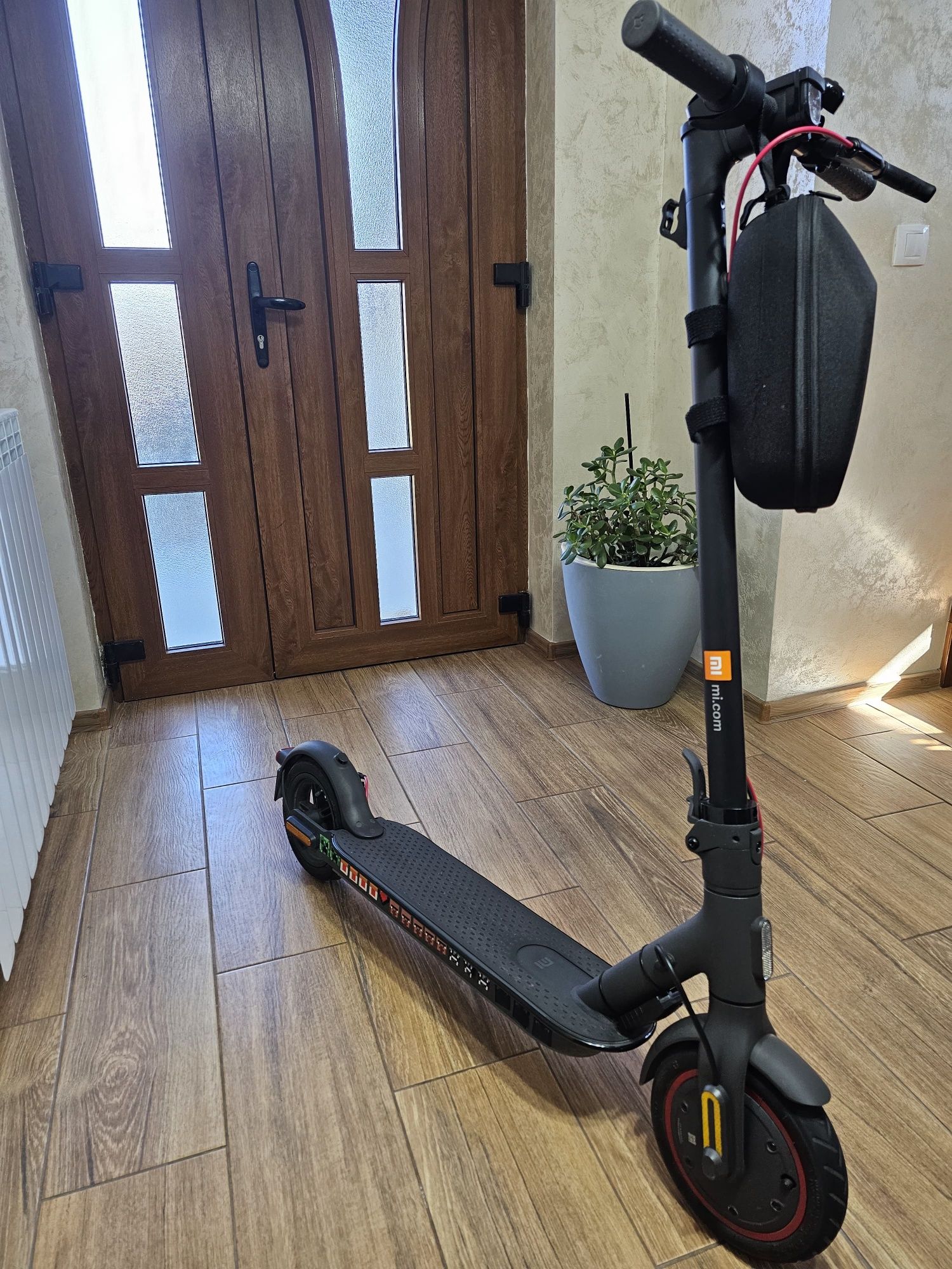 Trotineta Xiaomi PRO 2 ca noua
