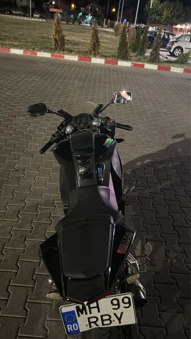 Yamaha YZF R-125 2016