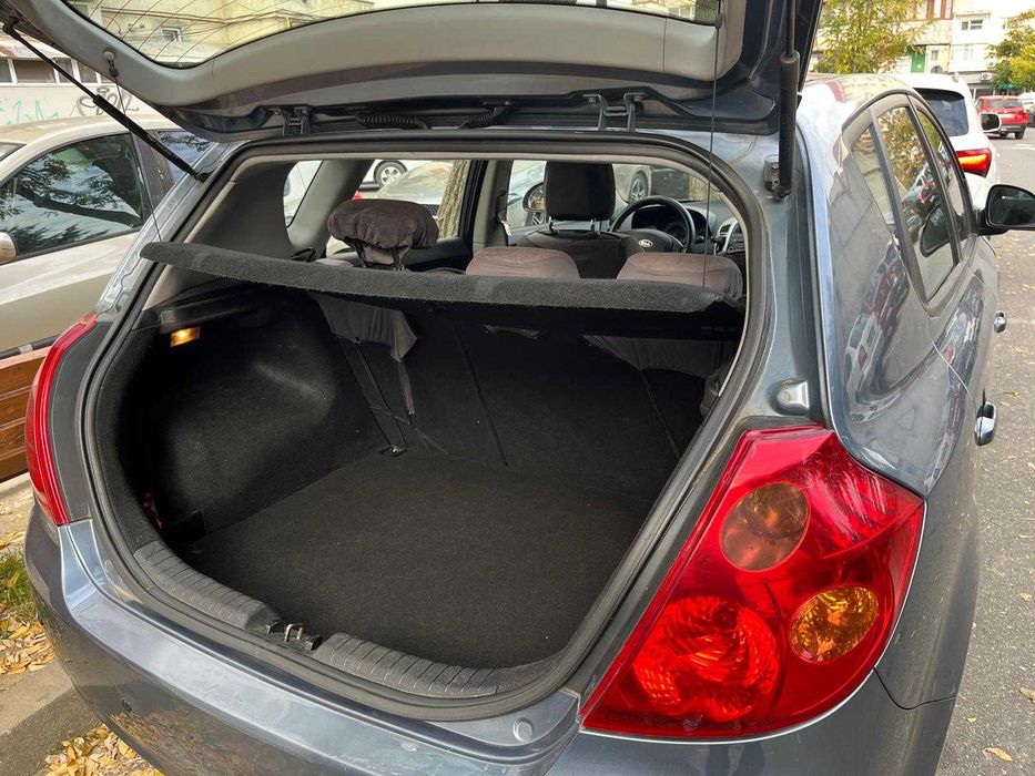 KIA CEED 2007 176000 km reali