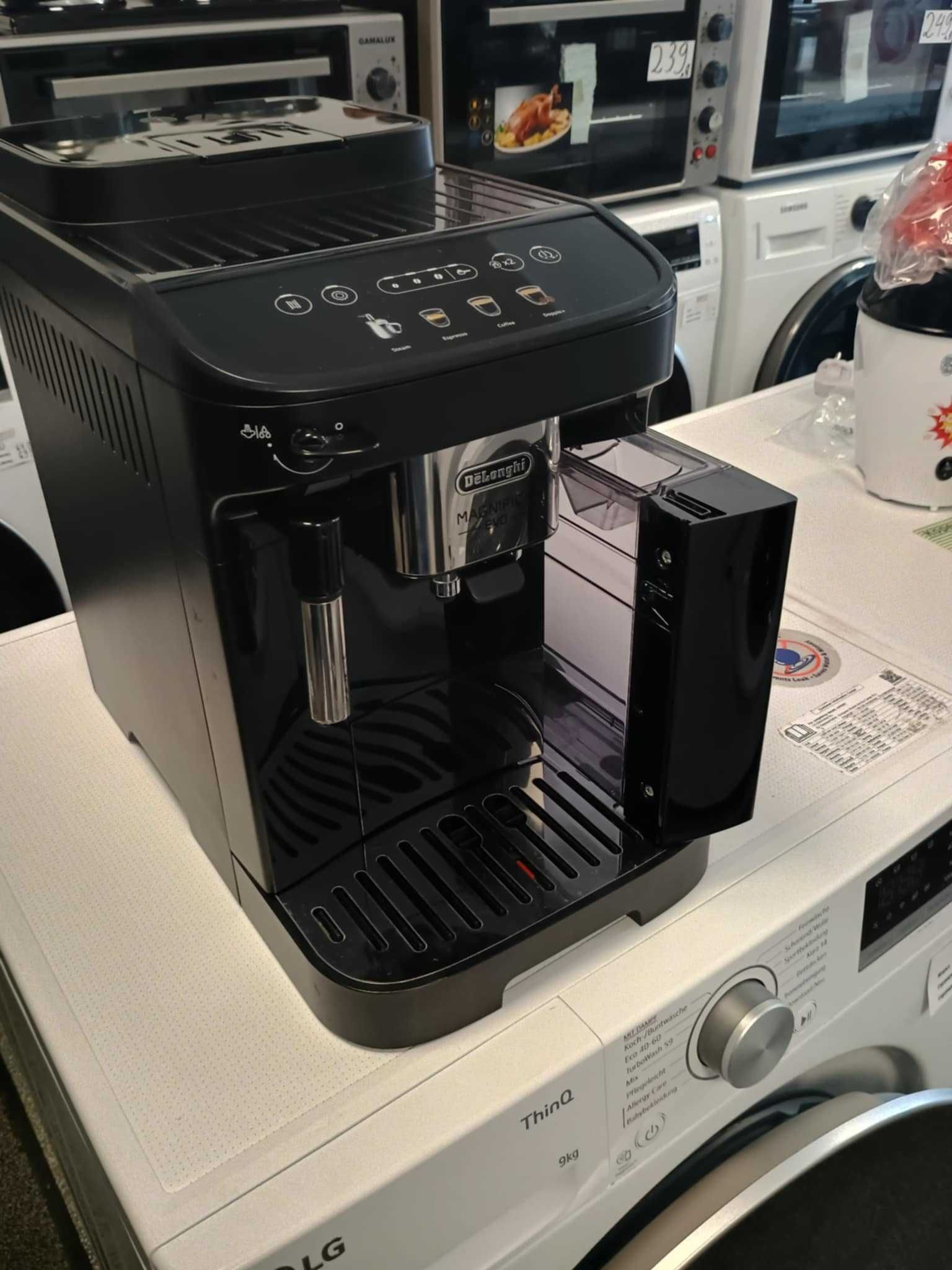 Черна Кафемашина Delonghi Magnifica Evo 15 bar опция за мляно кафе