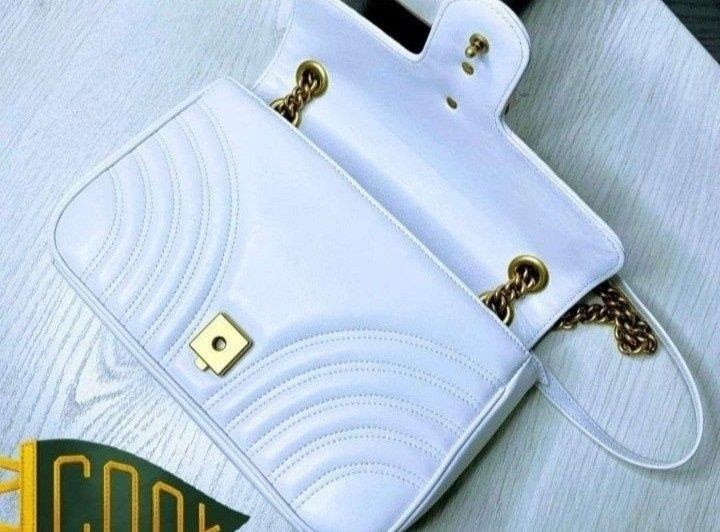 Geanta alba,model Marmont,25cm L,saculet, etichetă