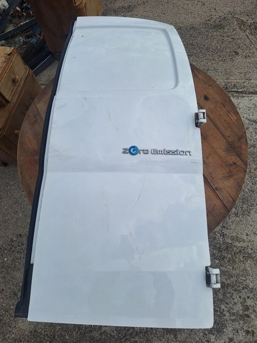 Задна Дясна Врата За Nissan E-NV 200 Cargo 2013-2021 Година Нисан e-NV