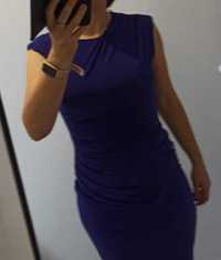 лилава рокля по тялото