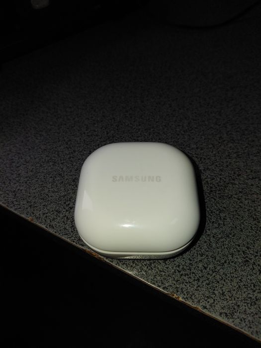 Продам наушники самсунг