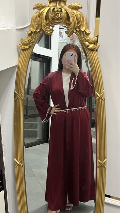 Продам платье борбовый цвет размер стандарт