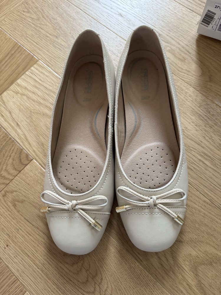 Балерини Geox 37-38, Дамски Пантофки
