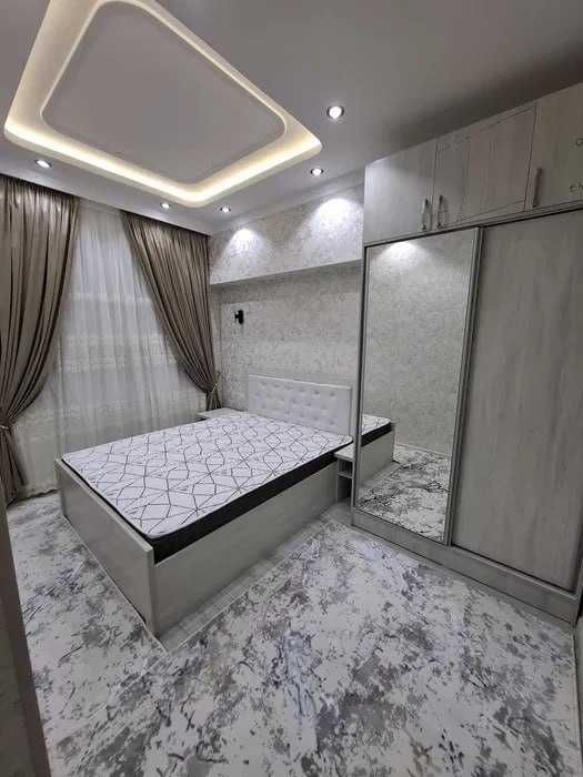 Максим Горький (БИЙ), Сдаю  кв-ру 2-комю 3/9! 155*