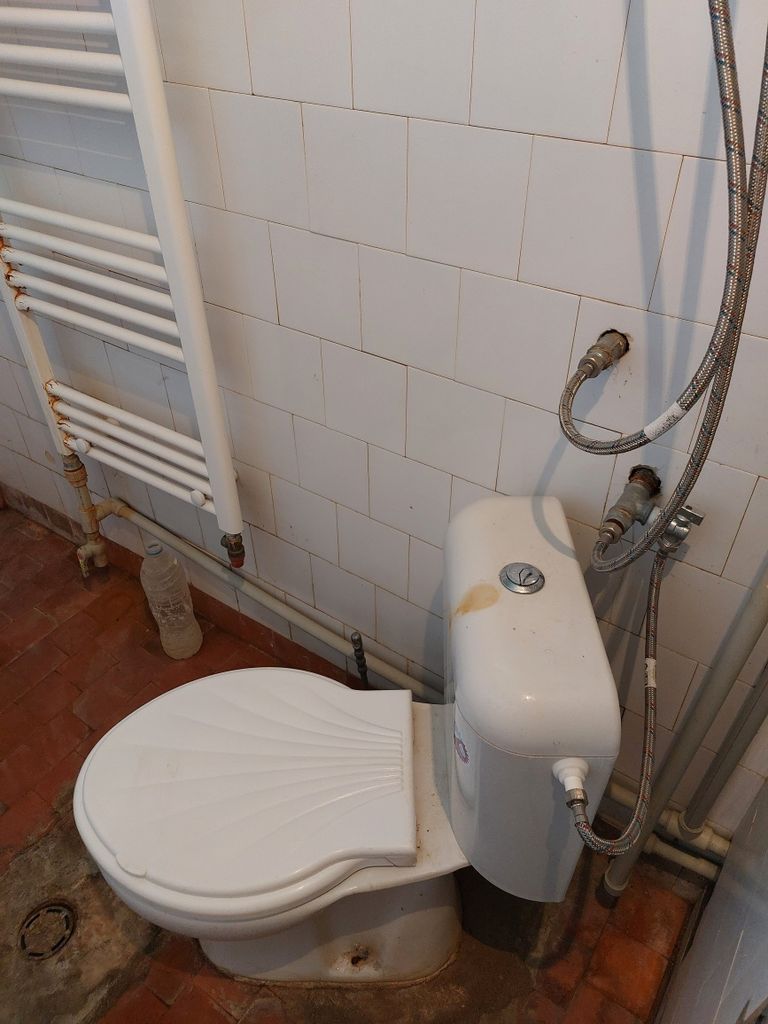 Продава се Къща в Койнаре - 70 кв.м за 186 €/кв.м - Снимка #16