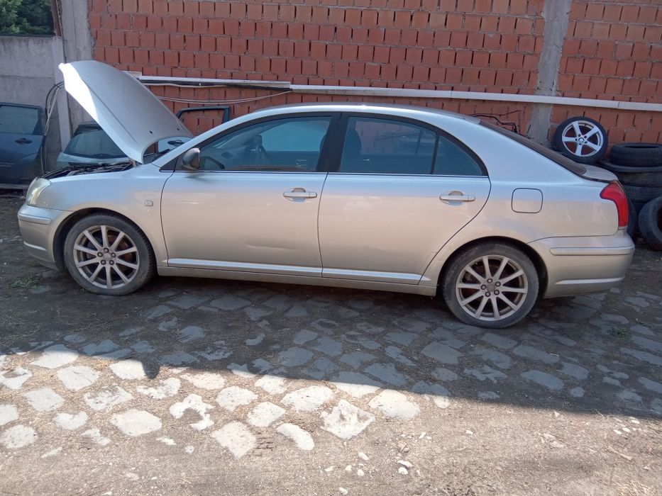 Vând piese auto pentru Toyota Avensis T25 2.0vvt model 2003 - 2008