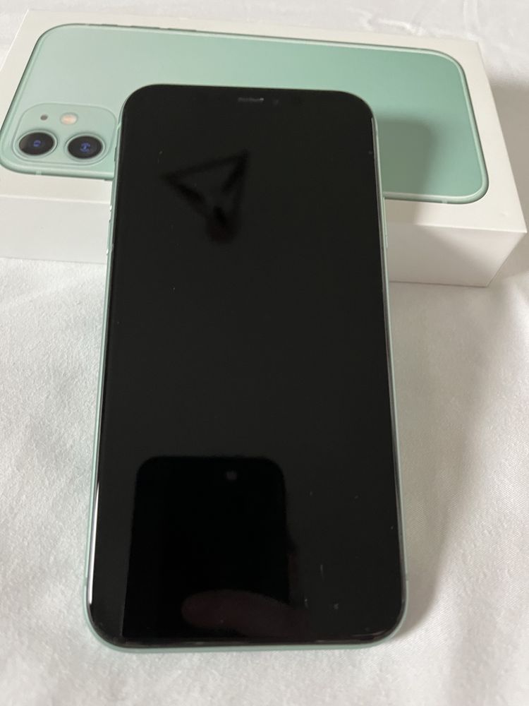 Iphone 11 64 gb  verde