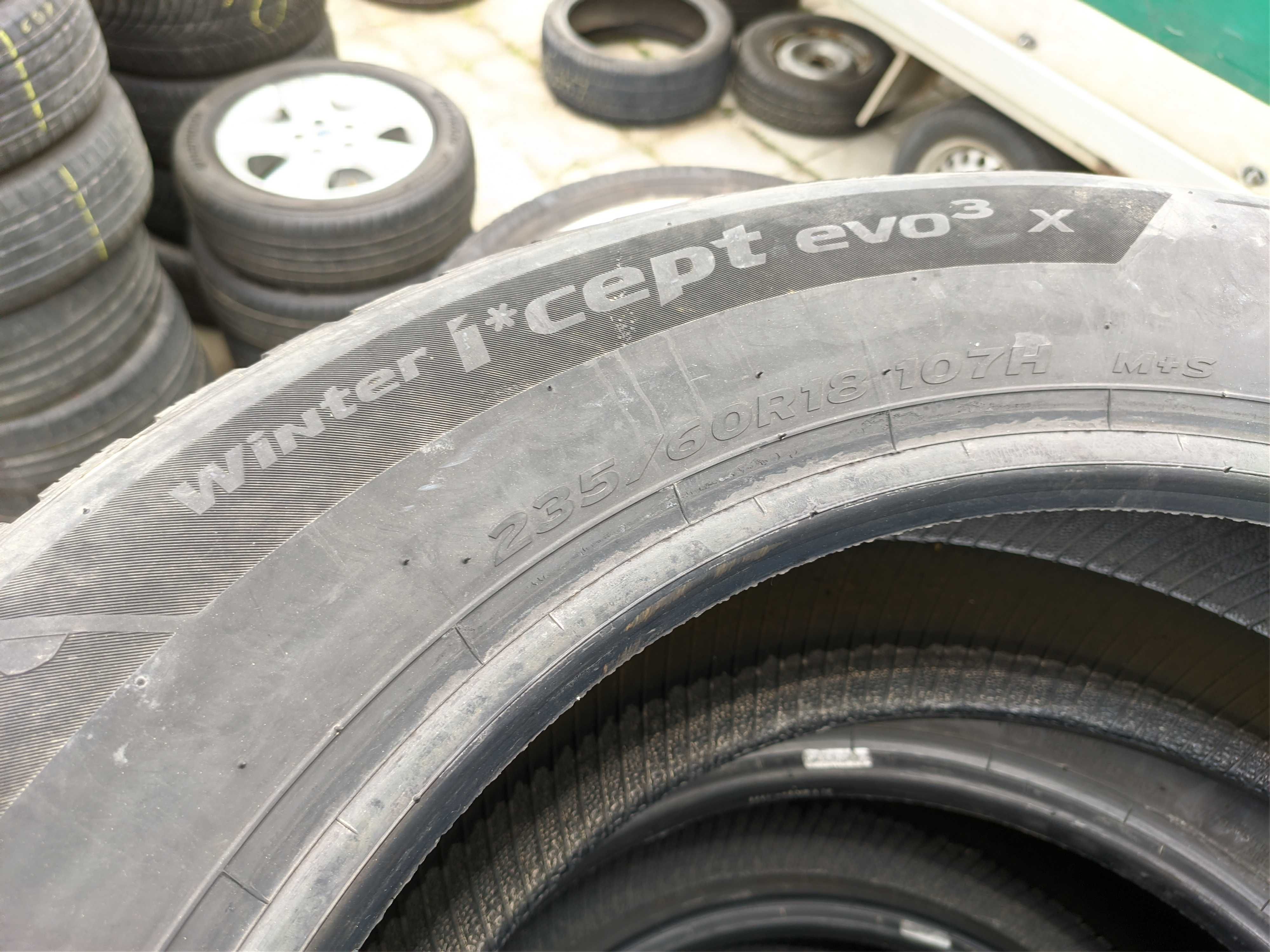 4бр Зимни гуми 235 60 18 - Hankook