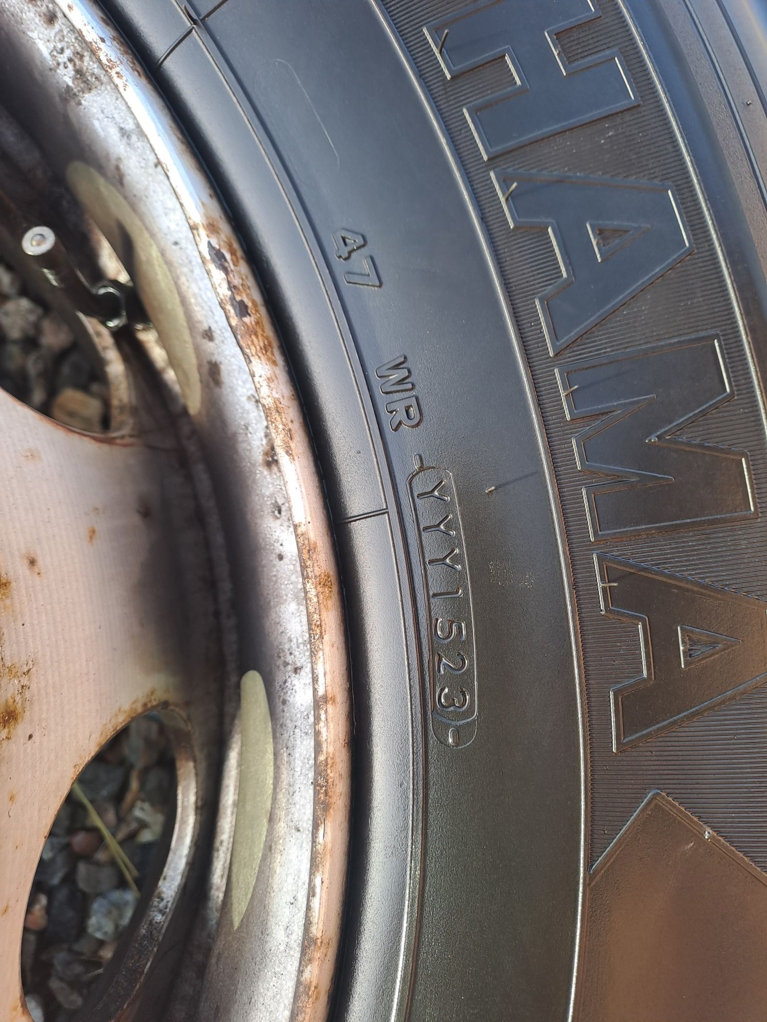 Vand anvelope directie camion 315/70/22.5