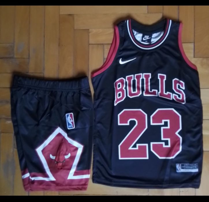 CHICAGO BULLS детско юношеска баскетболни екипи