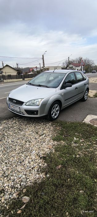 Vand Ford Focus 1.6 benzina 100 CP