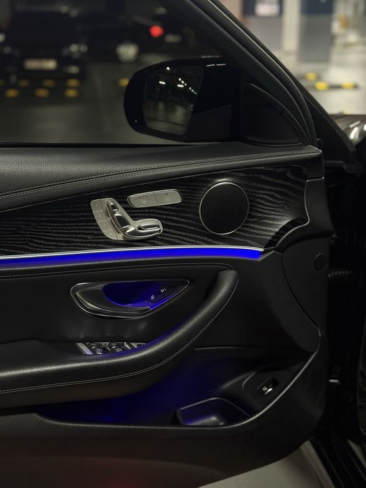 Mercedes Benz W213 E200 4 Matic