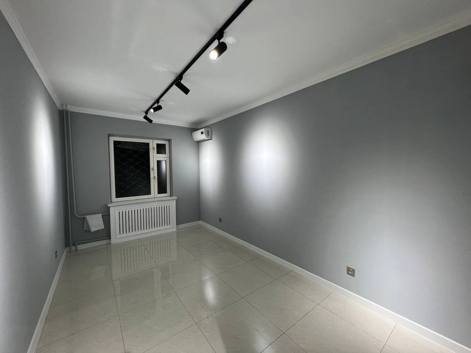 Сдаю в центре свое помещение 137 м², 5 комн.