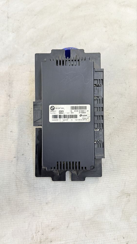 BMW E90 91 FRM FRM2 AHL Footroom Light Control Module