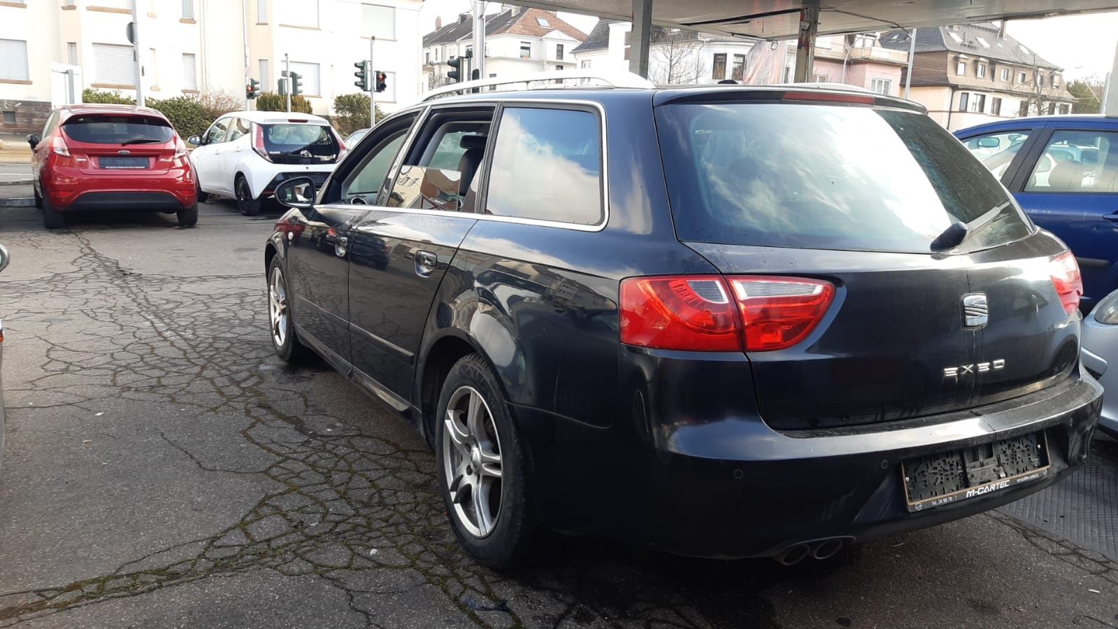 Usa usi dreapta stanga Seat Exeo cod culoare negru LC9Z