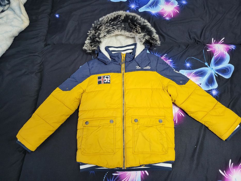 Geaca de baieti nr 128.