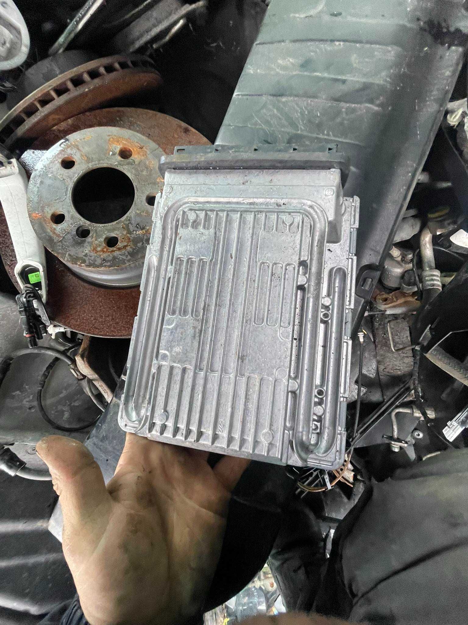компютър bmw x5 e70 x6 e71 5.0 i n63 b44 5wk93810